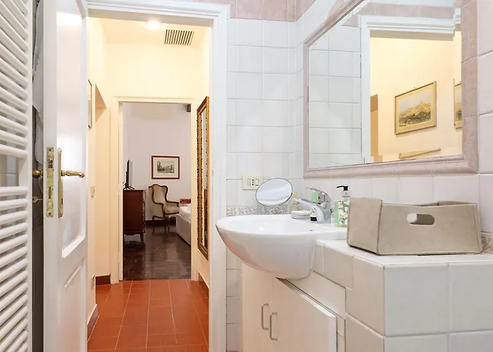 Trastevere Essence By Nosdom